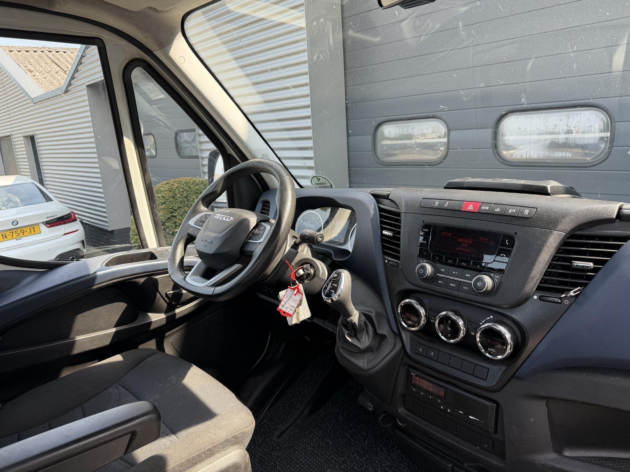 Iveco Daily 35C18H 3.0 410 Oprijwagen | 180 PK | Trekhaak |, Auto's, Automaat, Euro 6, 4 cilinders, Iveco