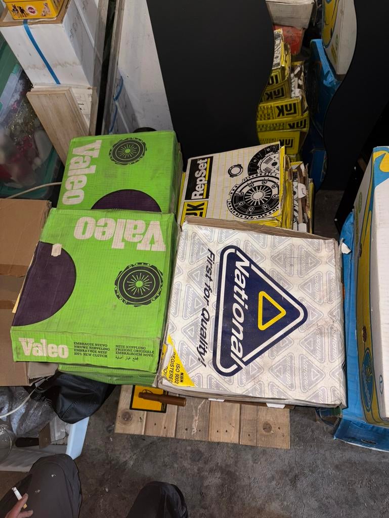 Kit embrayage voiture. ( 45 ) a discuter pour le lots, Autos : Pièces & Accessoires, Enlèvement, Neuf