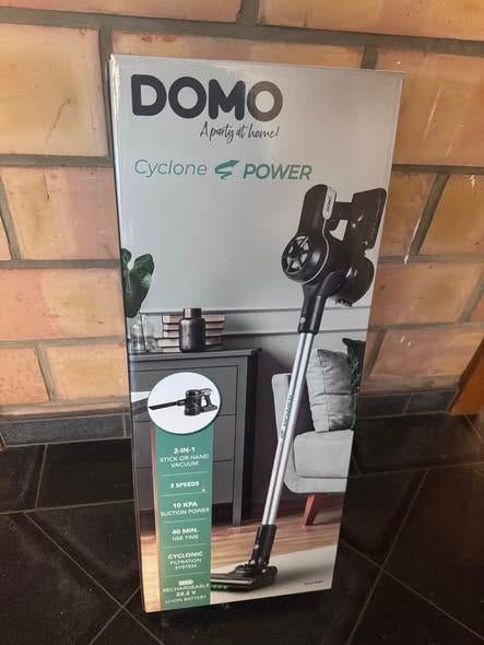 Aspirateur DOMO - Neuf !, Electroménager, Enlèvement, Neuf, Réservoir, 1200 à 1600 watts