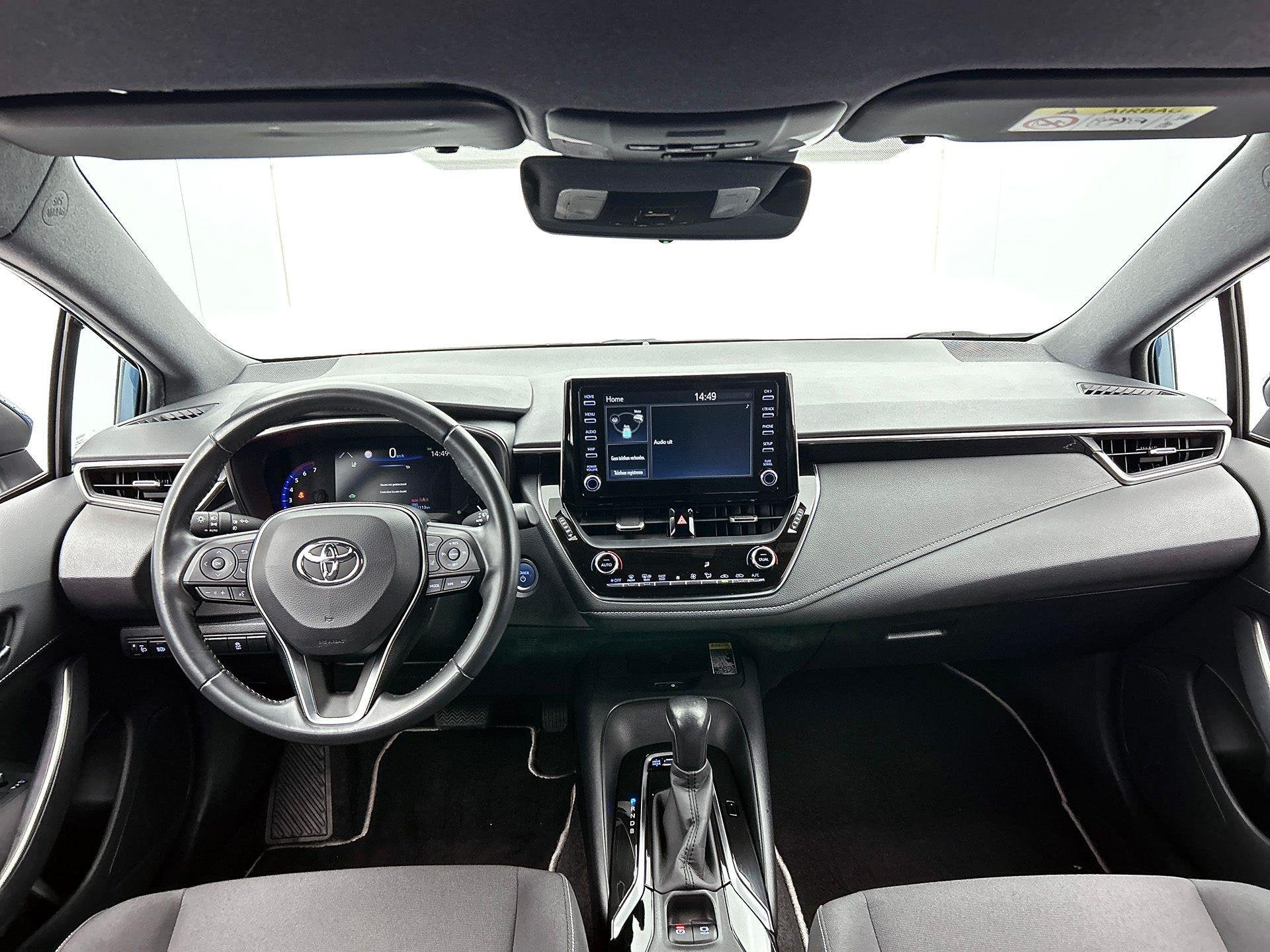 Toyota Corolla Hatchback 1.8 Hybrid Dynamic e-CVT | Achterui, Auto's, 1345 kg, Gebruikt, 750 kg, https://public.car-pass.be/vhr/edc6611f-ff22-4d06-93cf-b656cf43b1b7