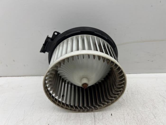 Moteur de ventilation chauffage d'un Volkswagen UP, Volkswagen, -, 3 mois de garantie, Utilisé