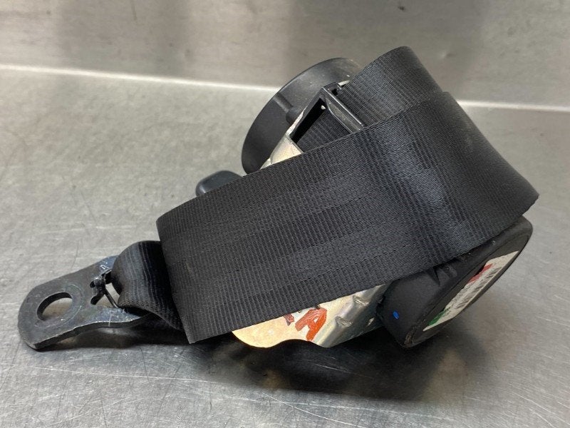 VEILIGHEIDSGORDEL LINKS ACHTER Mitsubishi Colt CZC, Auto-onderdelen, Gebruikt, Mitsubishi