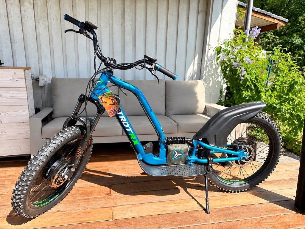 Trotrx électrique double moteur, Vélos & Vélomoteurs, Enlèvement, Comme neuf, Step électrique (E-scooter), TrotRX