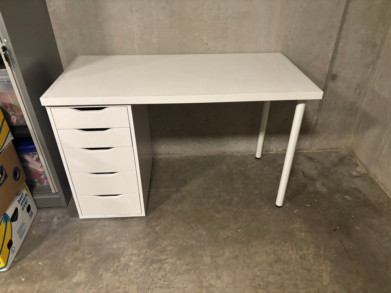 Bureau 60 x 120 x 75 hoog, Huis en Inrichting, Bureaus, Ophalen, Gebruikt, 120 cm, Kinderbureau