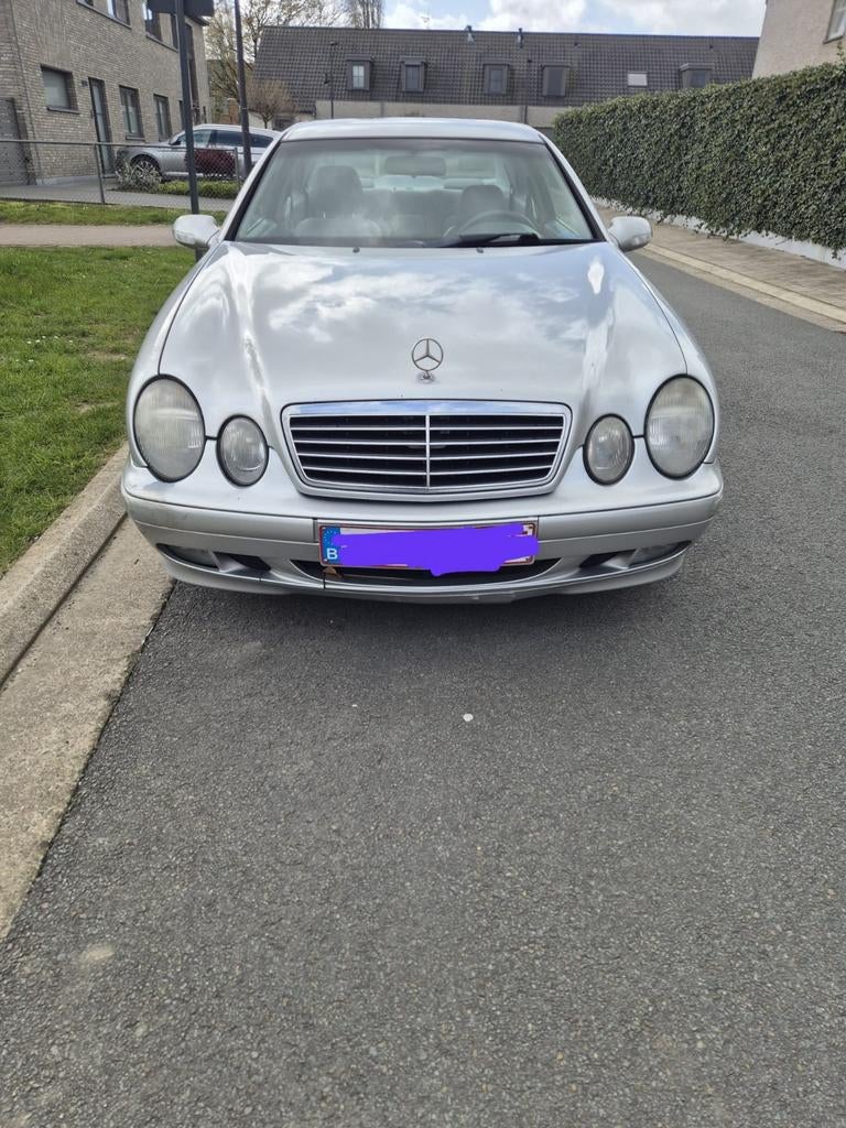 Mercedes-CLK200 Kompressor 185k km, Auto's, Mercedes-Benz, Particulier, Automaat, Ophalen