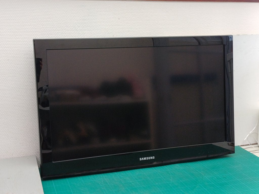 Samsung  32" tv   ( lees de beschrijving aub ), Audio, Tv en Foto, Televisies, Ophalen, Pioneer, 60 tot 80 cm, Gebruikt