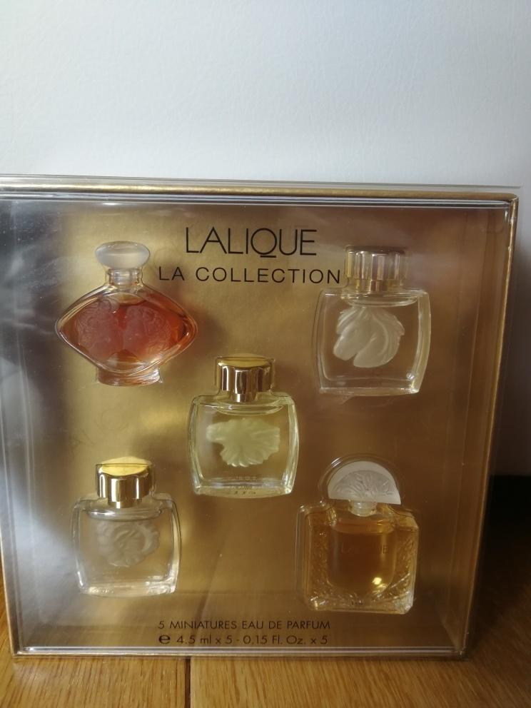 5 miniatuur parfums LALIQUE - La Collection - nieuw, Verzamelen, Ophalen of Verzenden, Nieuw, Miniatuur, Gevuld