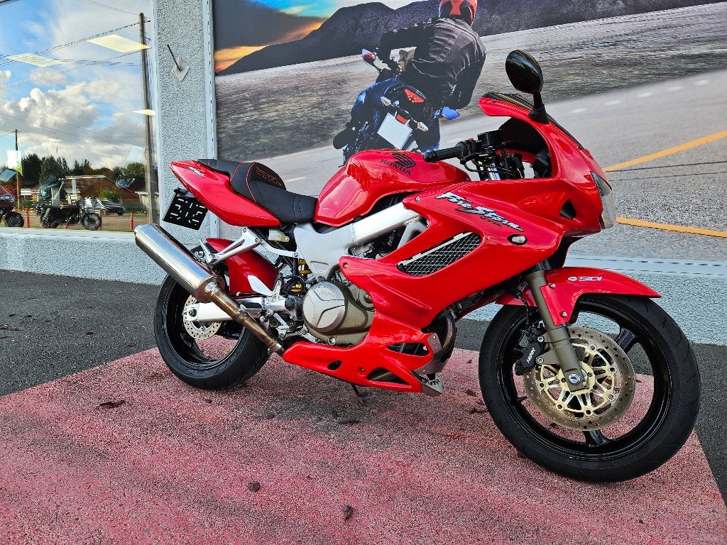 HONDA VTR 1000, Motoren, 2 cilinders, Occasion, Motorrijbewijs A, Bedrijf