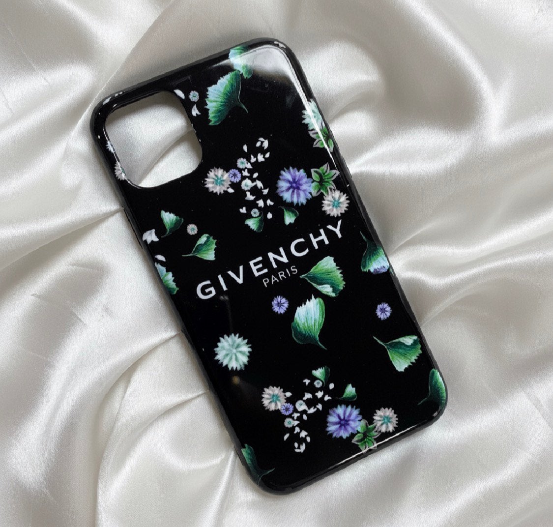 Neuve 230€ coque Givenchy florale iphone 11 full set, Neuf, IPhone 11, Enlèvement ou Envoi, Vert