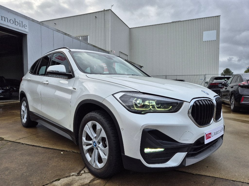 BMW X1 PHEV 1.5iA xDrive25e / 4WD / HYBRID / 2022 !!, Auto's, Dealer onderhouden, Stof, https://public.car-pass.be/vhr/e070d5ae-353b-4df7-9268-30e855265a15?lang=fr