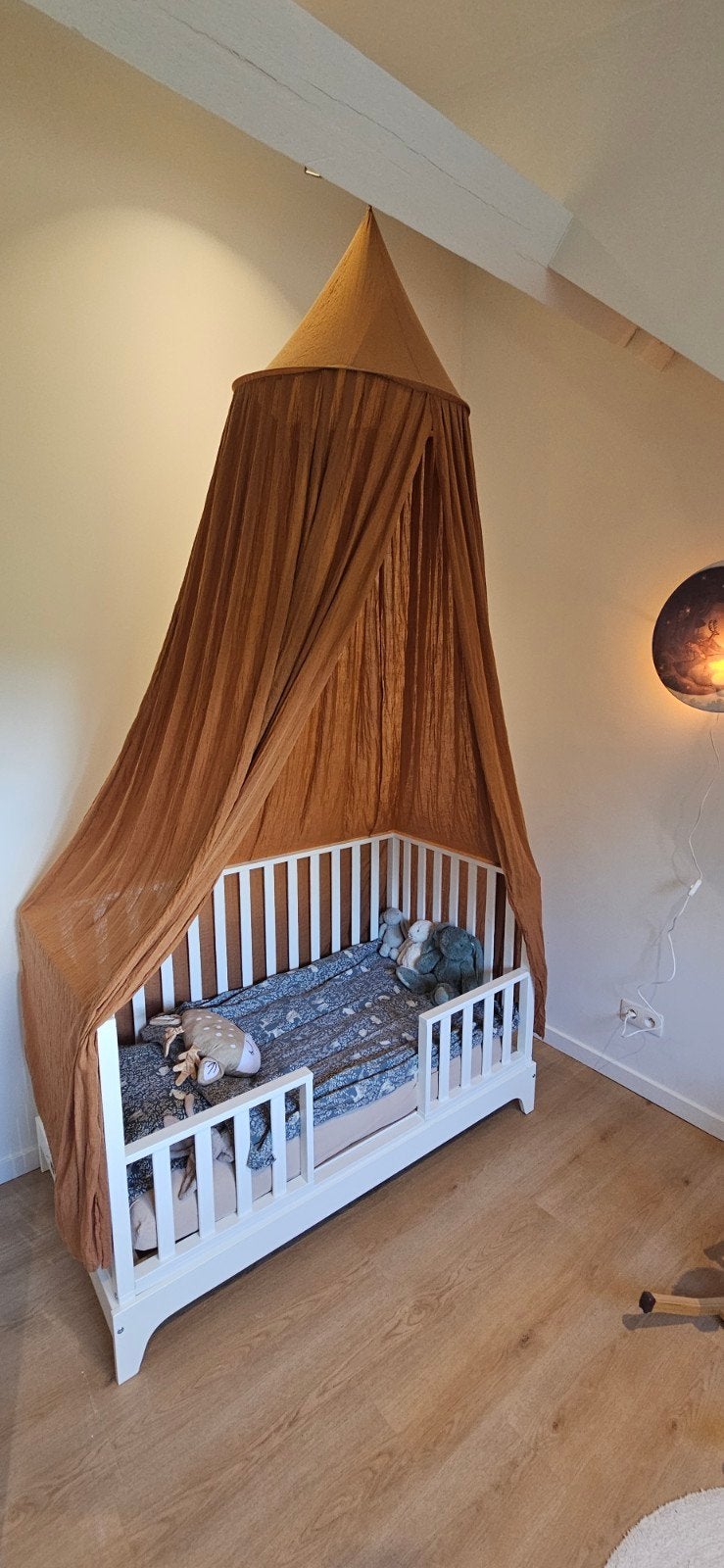Kinderbedje te koop + matras, Ophalen