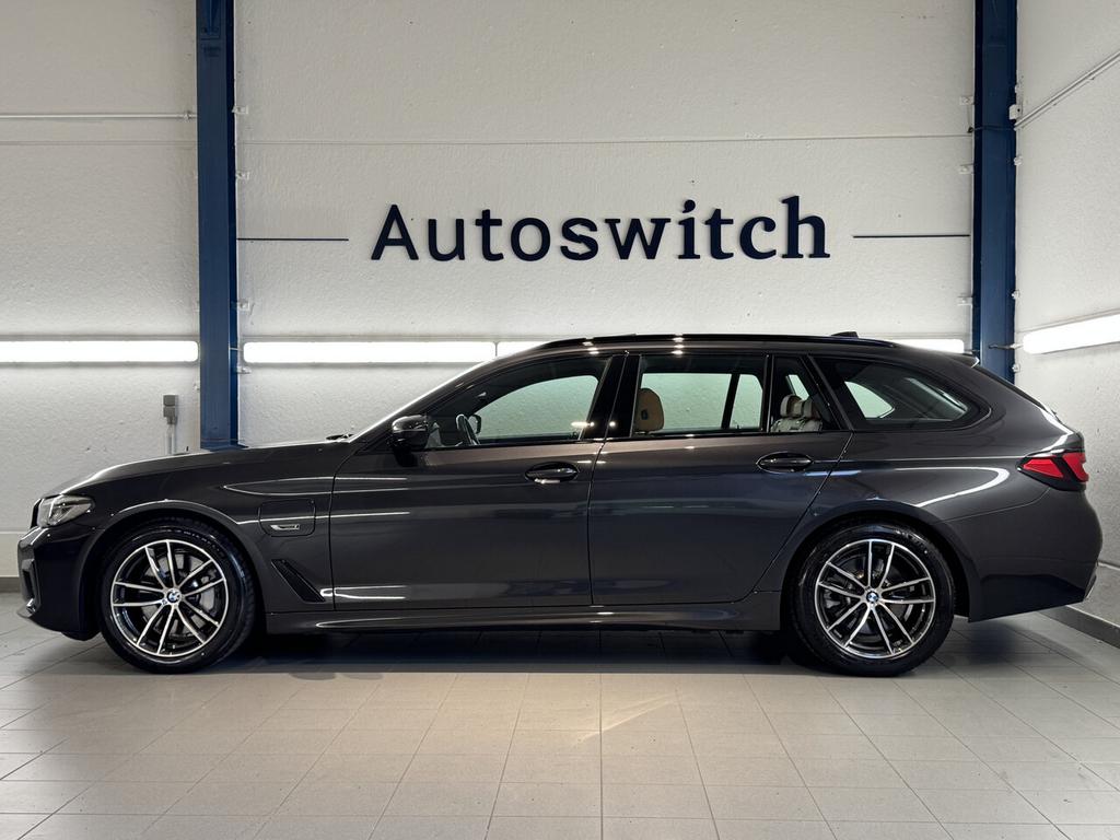 BMW, 530, e Touring - Plug-in hybrid,, Autos, BMW, 0 kg, Argent ou Gris, Alarme, Euro 6
