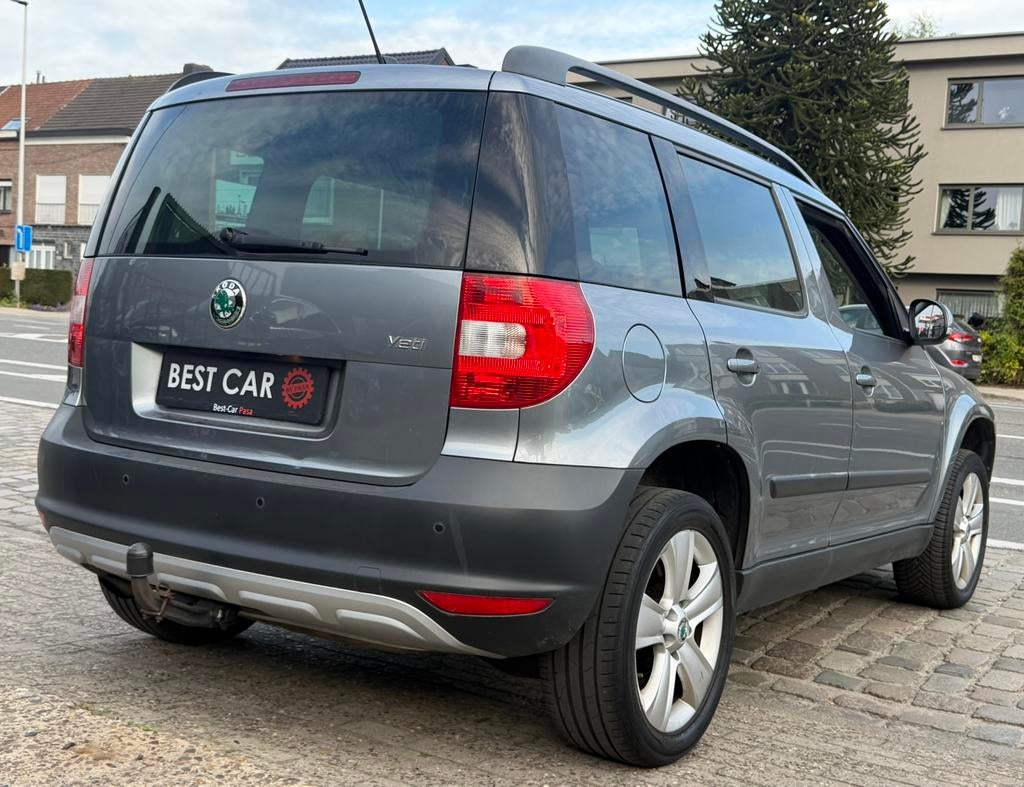 Skoda Yeti 1.2TSi * Navigatie, Auto's, Stof, Zwart, 4 cilinders, 149 g/km