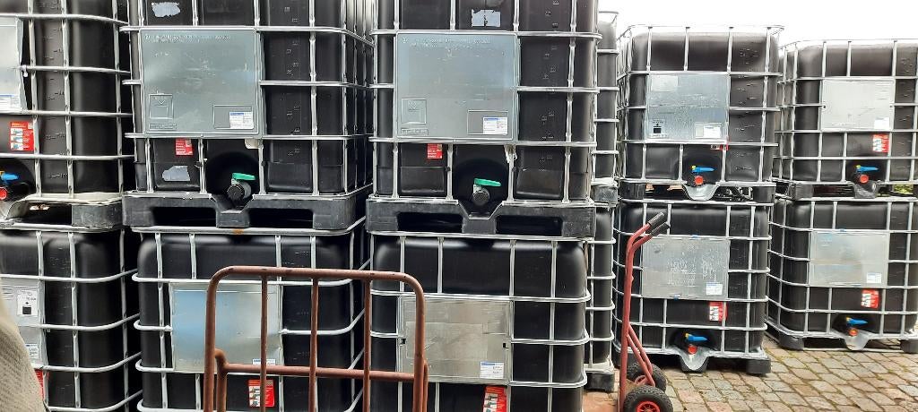 splinternieuwe zwarte 1050l IBC, Jardin & Terrasse, Barils de pluie, Neuf, Synthétique, 150 litres ou plus, Avec robinet, Enlèvement