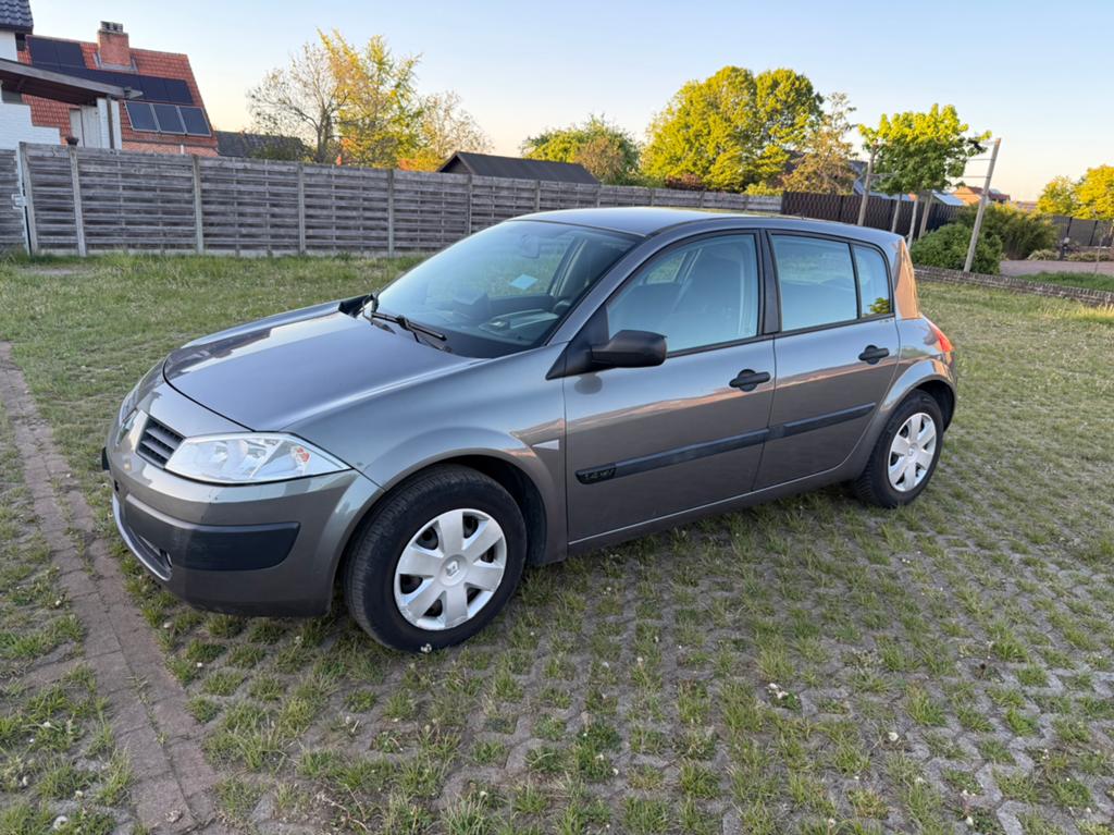 Renault Megane 1.4 benzine 2005 116.000km met keuring airco, Autos, Renault, Argent ou Gris, Achat, 4 portes, Entreprise
