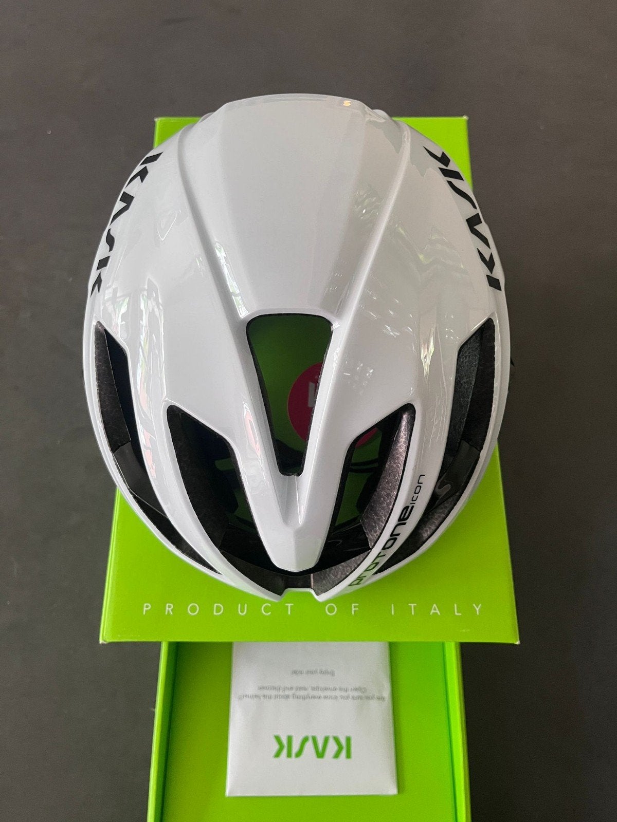 Casque Kask neuf taille L, Enlèvement