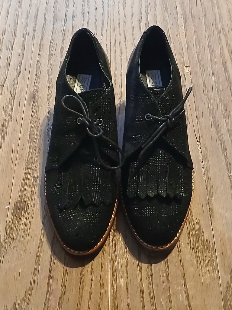 Crinkles Zwarte Brogues / Hakken (Maat 38), Kleding | Dames, Crinkles, Zwart, Nieuw, Ophalen of Verzenden
