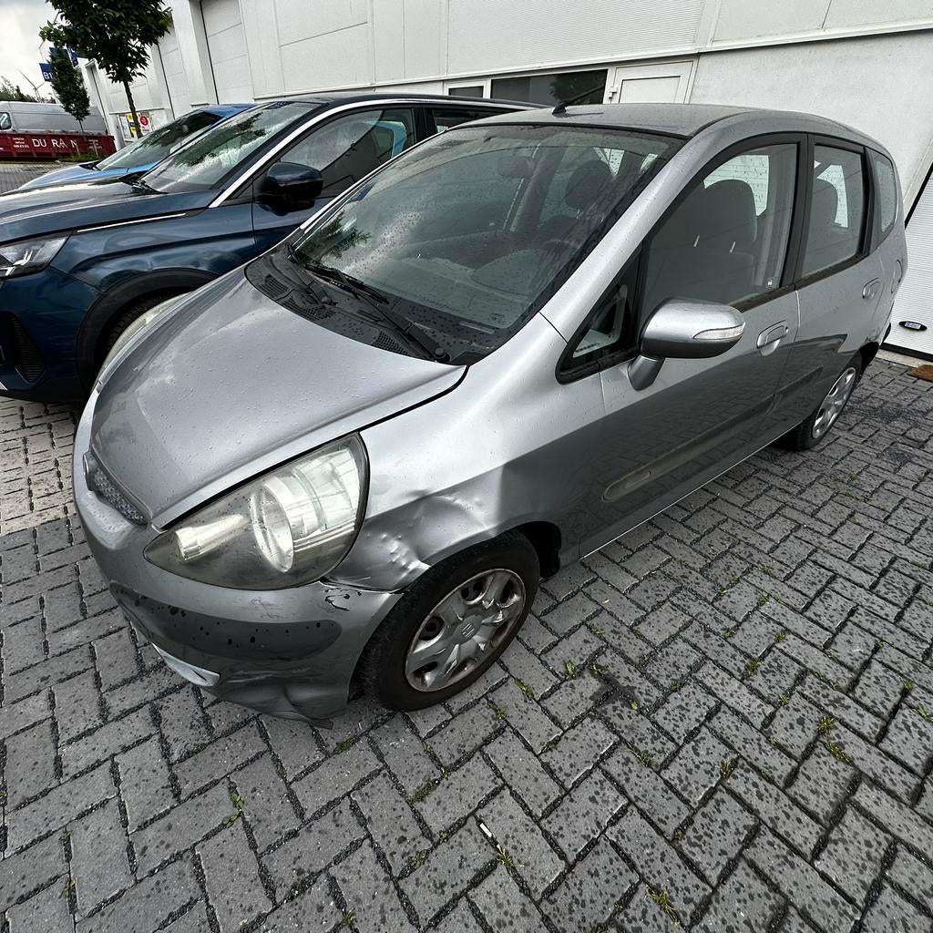 Honda Jazz 1,4 benzine automaat, Auto's, Honda, Bedrijf, 5 deurs, Euro 4, Zilver of Grijs