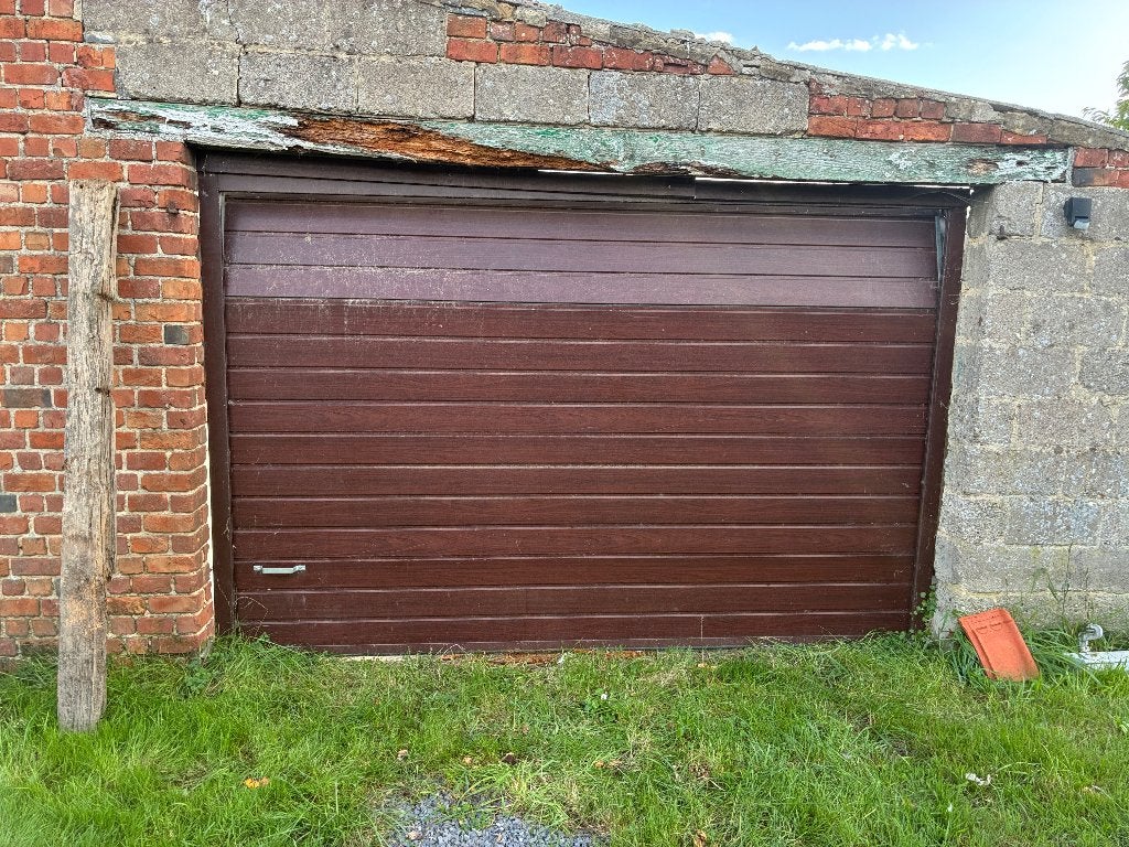 Porte de garage, Province de Flandre-Occidentale