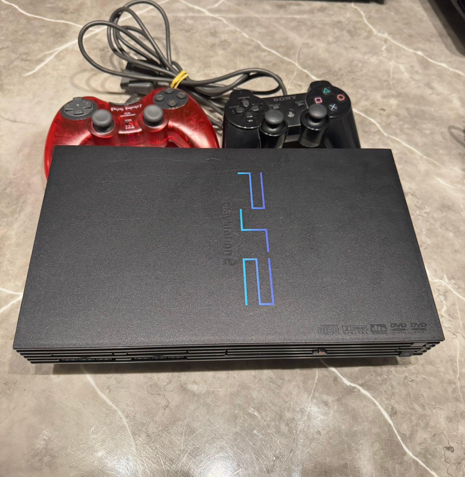 Ps2 avec deux manettes, Games en Spelcomputers, Spelcomputers | Sony PlayStation 2, Ophalen, Zo goed als nieuw