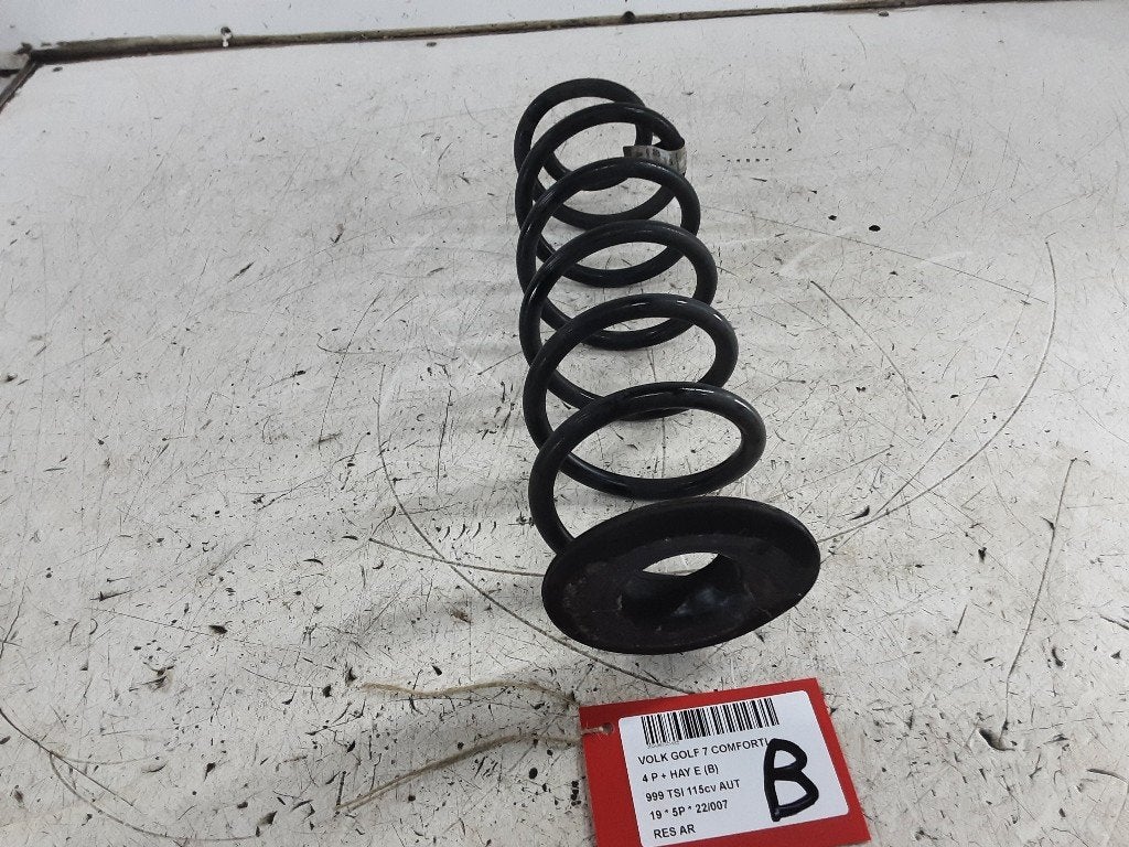 RESSORT DE SUSPENSION ARRIERE Golf VII (AUA) (5Q0511121), Volkswagen, Mevr. I. Hauben, Utilisé, Rue de l'Espoir 34 34
4030  GRIVEGNÉE, BE