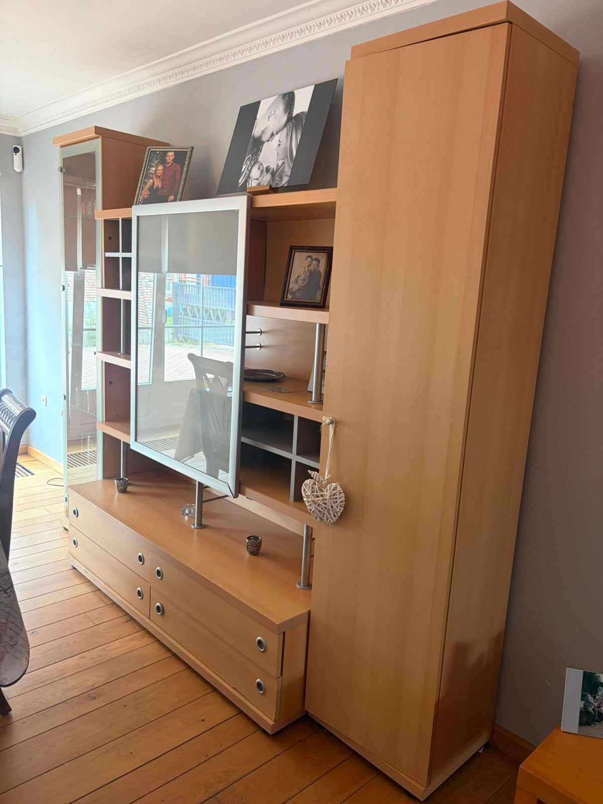 Living kast, Ophalen, Gebruikt