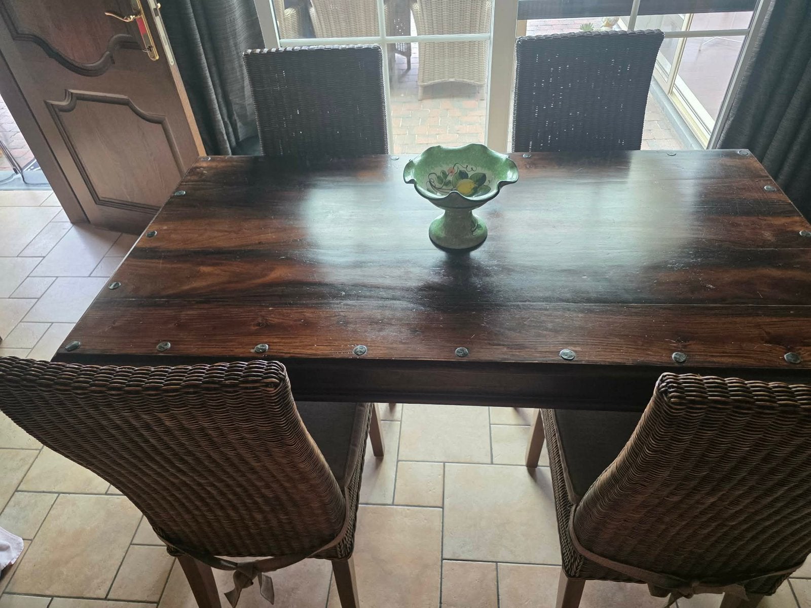 Eettafel + 4 rieten stoelen, Quatre personnes, 150 à 200 cm, Enlèvement, Utilisé