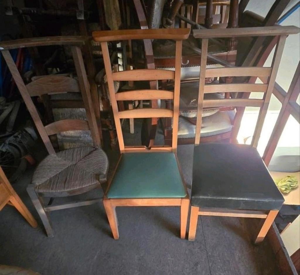 Vintage retro kerkstoel stoel eetstoel hout, Ophalen