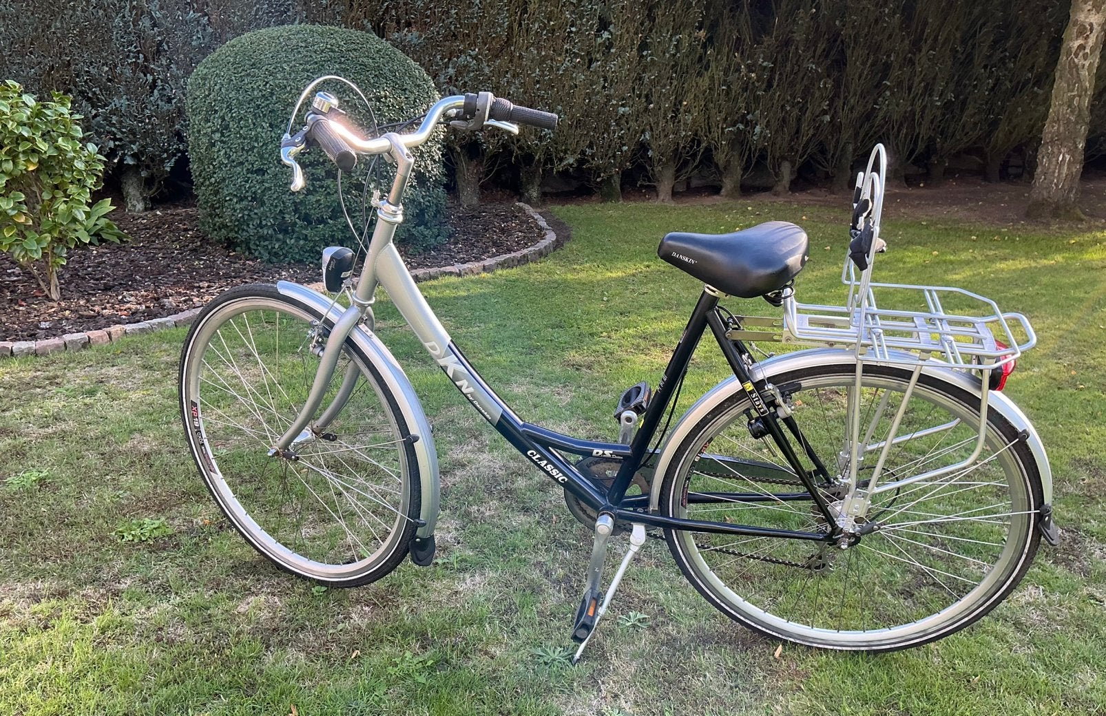 Damesfiets, Fietsen en Brommers, Ophalen, Zo goed als nieuw