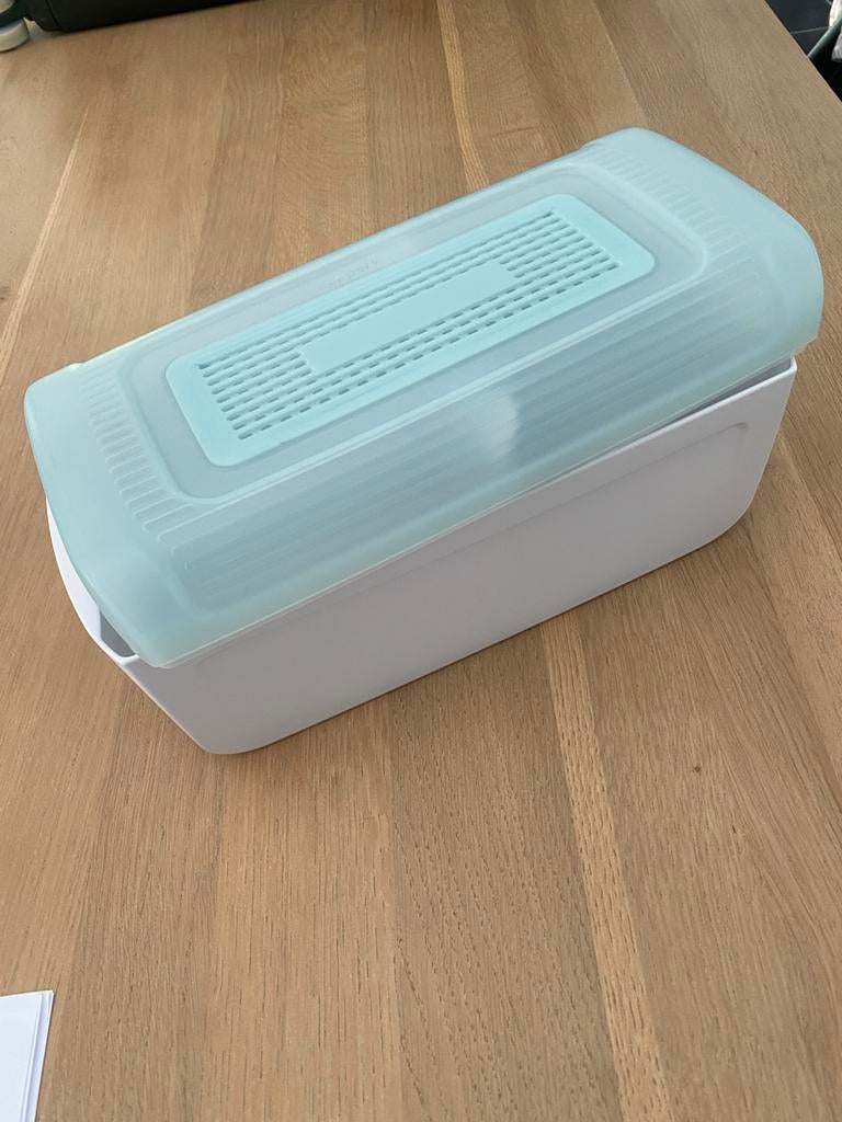 Tupperware brood/toast bewaardoos, Huis en Inrichting, Keuken | Tupperware, Ophalen, Zo goed als nieuw