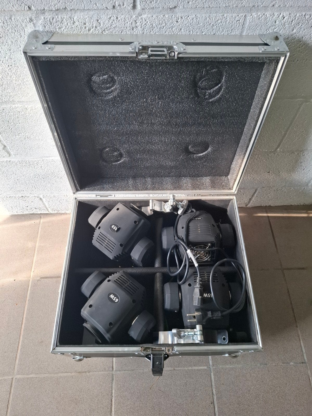 2x moving head met flightcase, Ophalen, Gebruikt, Licht, Geluidgestuurd