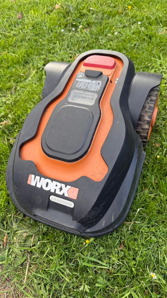 Robot à gazon Worx Landroid WG791E - roue defecte, Enlèvement, Utilisé, 20 à 25 cm, Avec capteur de pluie