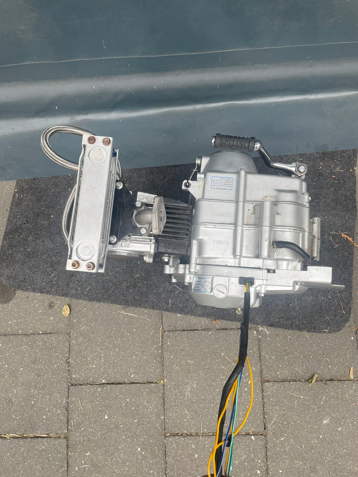 Zenua injectie met carbu blok 50cc, Motoren, Ophalen of Verzenden, Gereviseerd