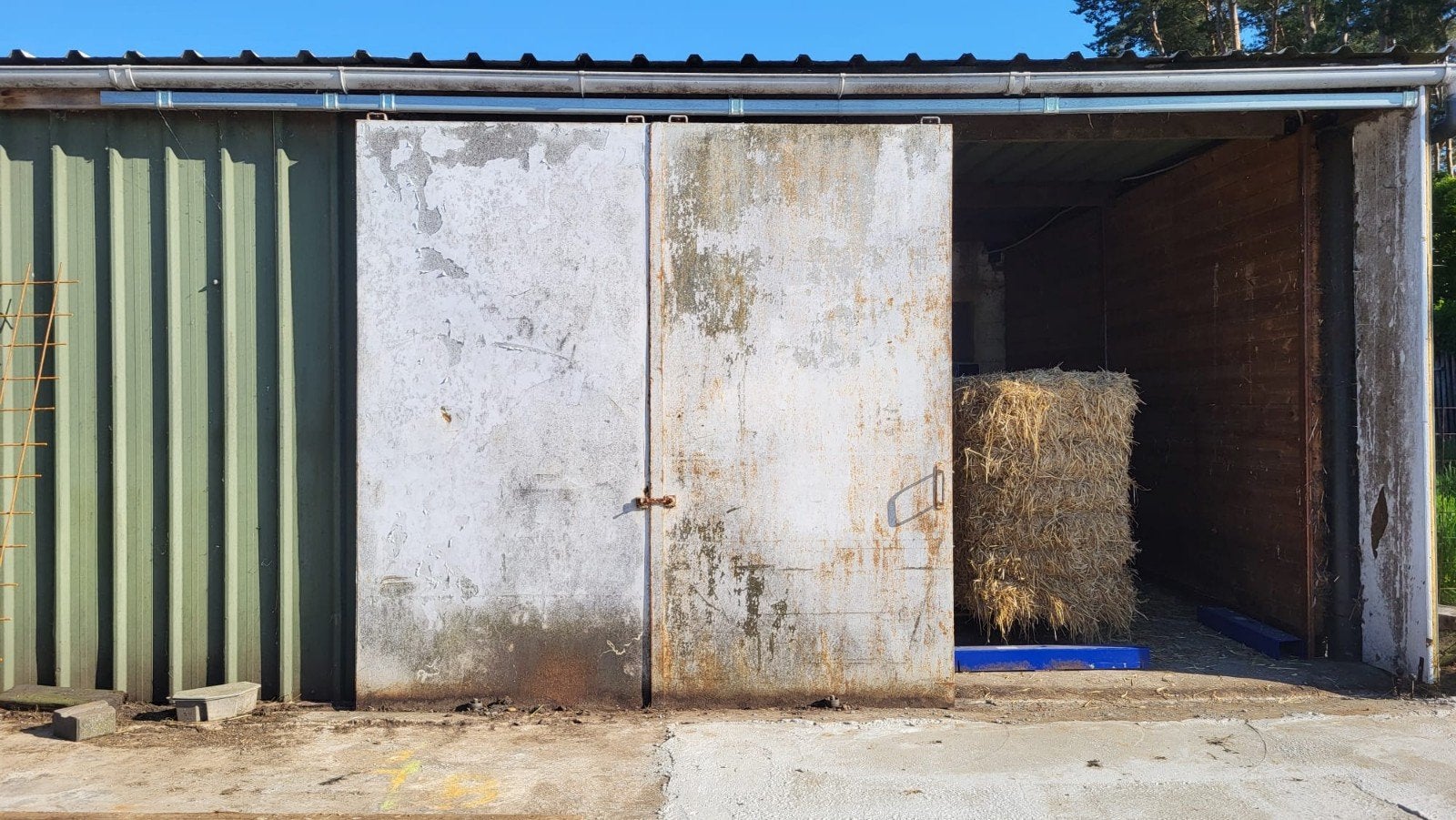 Zware stalpoort uit metaal, Zakelijke goederen, Landbouw | Onderdelen | Banden, Velgen en Assen, Ophalen