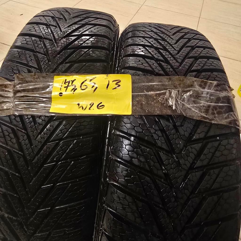 Pneus 175/65/R13, Autos : Pièces & Accessoires, Pneus & Jantes, Pneus hiver, 175 mm, Pneu(s), Enlèvement