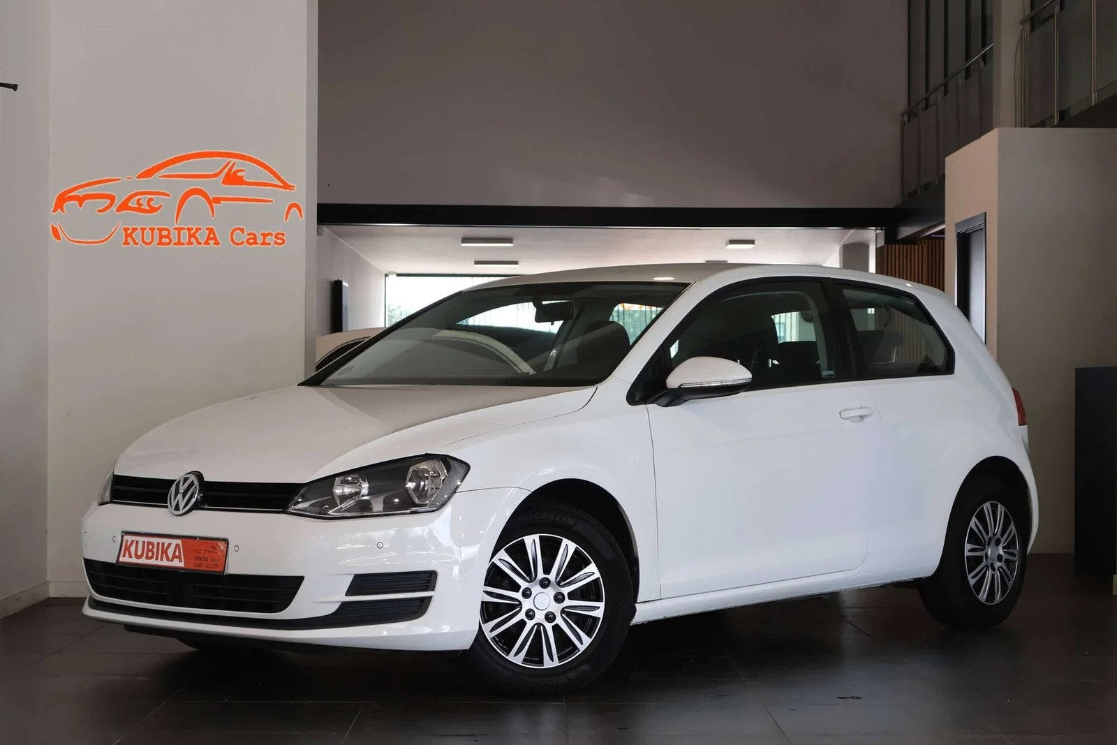 Volkswagen Golf Golf 1.2 TSI Trendline Navi Airco ParkS Gara, Auto's, Volkswagen, Stof, Gebruikt, 4 cilinders, https://public.car-pass.be/vhr/7b5f348a-fb42-4f87-872f-de16d9603bd1