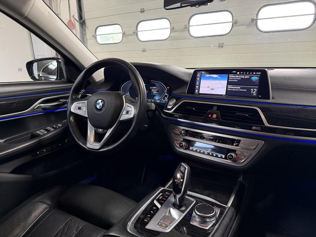 BMW 7-serie 745Le xDrive High Executive | TV Schermen | Pano, Auto's, 4 deurs, Gebruikt, Euro 6, Lichtsensor