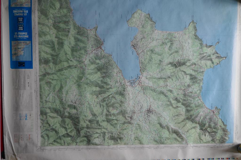 Carte géographique, Enlèvement ou Envoi, Neuf, Carte géographique