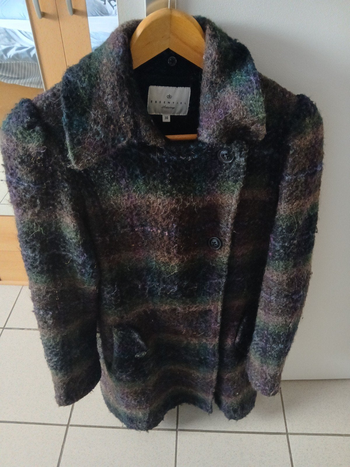 Retro Dames jas.  Merk Essentiel Antwerp.  Maat M, Ophalen of Verzenden, Maat 38/40 (M)