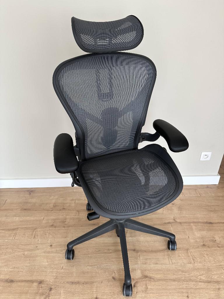 Herman Miller Aeron bureaustoel Size B - Graphite, Ophalen, Zo goed als nieuw, Grijs, Bureaustoel