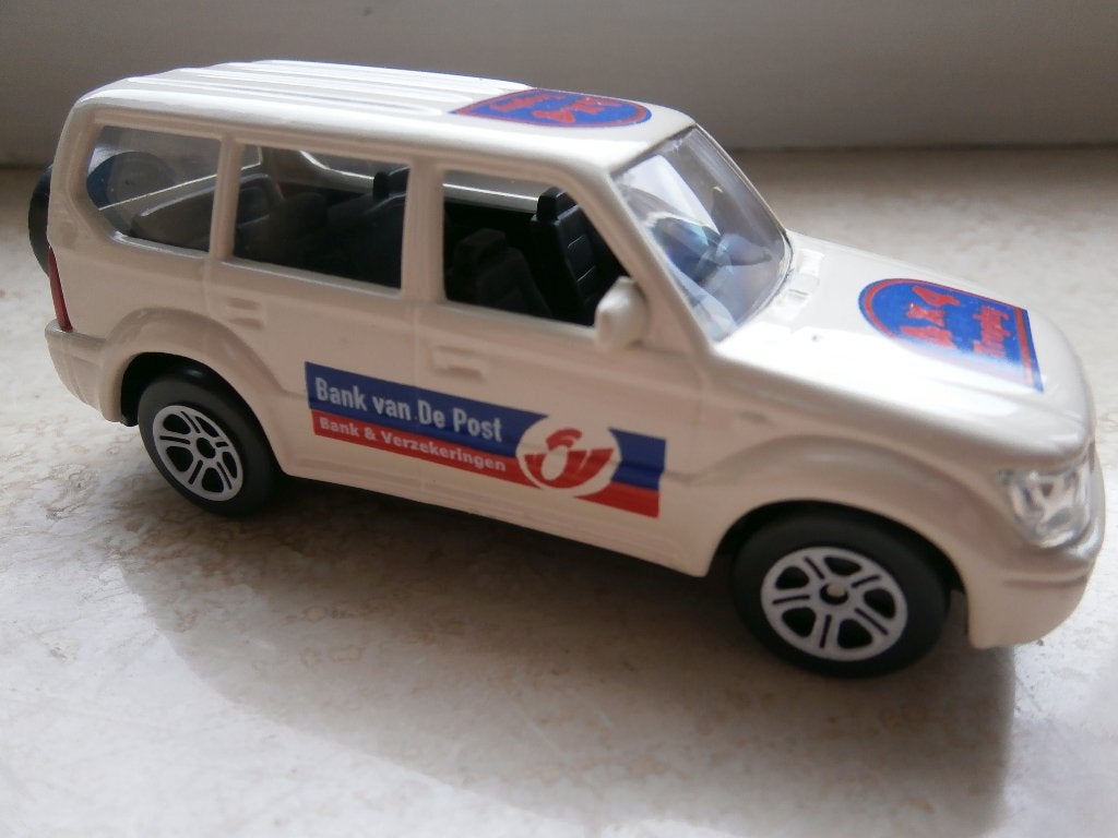 Toyota Land Cruiser - Guisval (Espagne) - La Poste, Envoi, Neuf, Voiture
