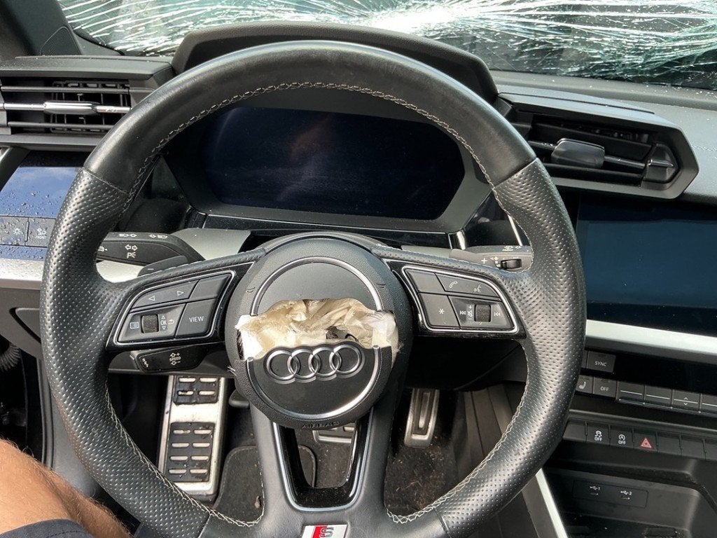 COMBINE COMMODO Audi A3 Limousine (8YS) (01-2020/-), Auto-Union-Straße  1,
85057  Ingolstadt, DE, Info@audi.de, Audi, Utilisé