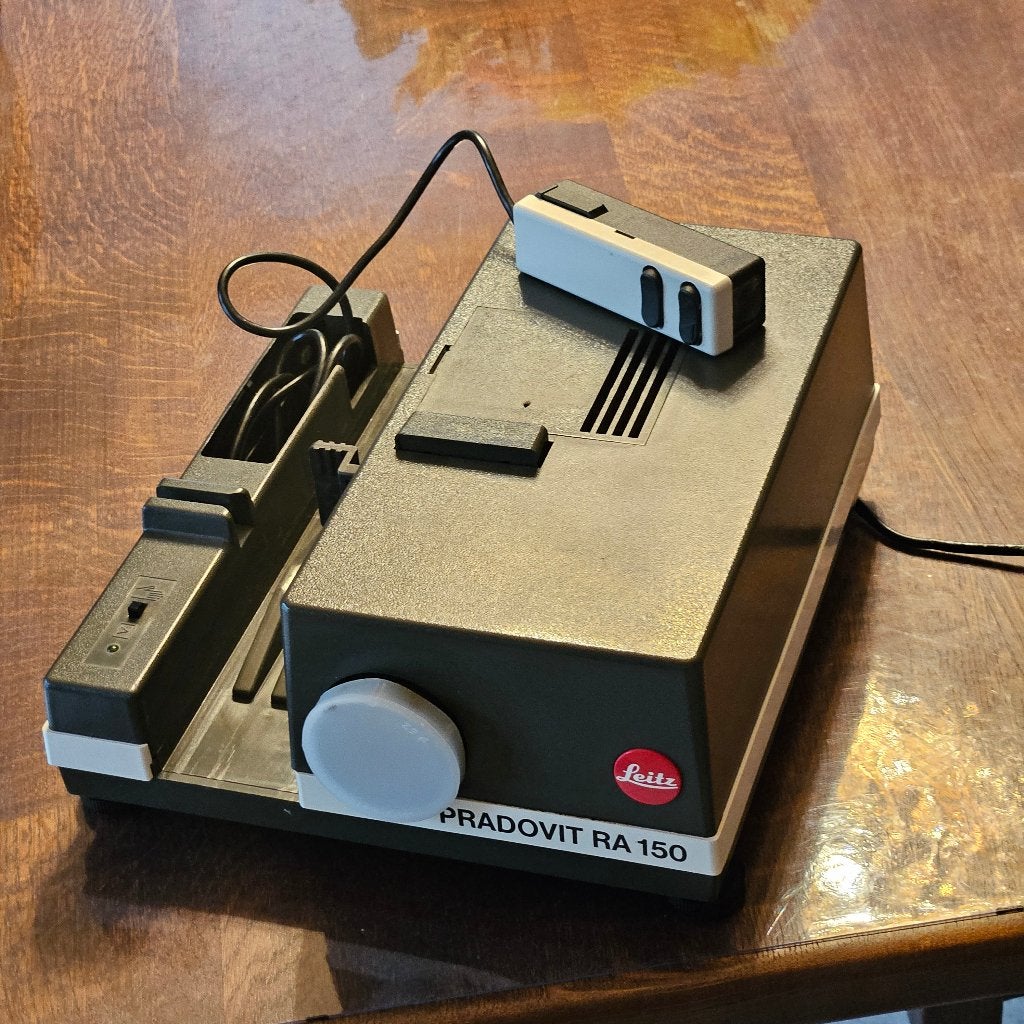 dia projector, Audio, Tv en Foto, Ophalen, Zo goed als nieuw, Met scherm