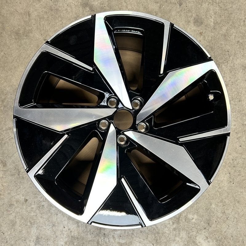 20 inch originele Ystad velg Volkswagen ID.4 11A601025J en, Autos : Pièces & Accessoires, -, Pneu(s), Utilisé, 20 pouces