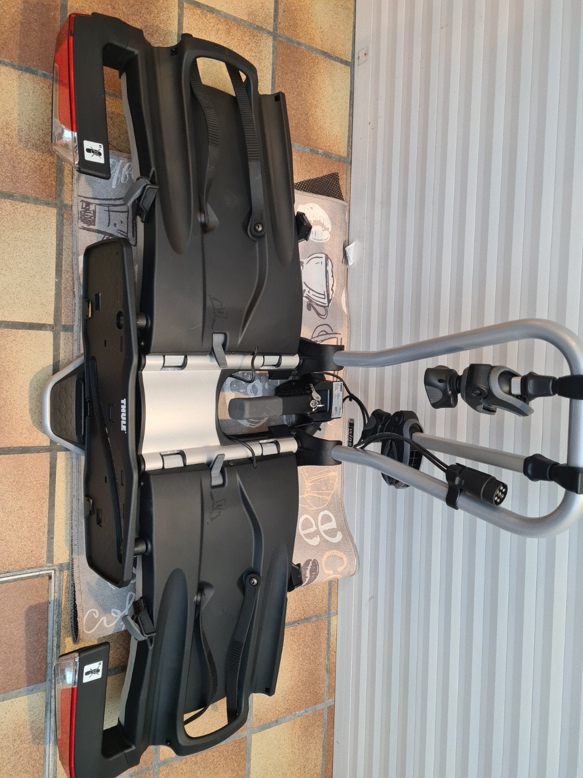 porte velo thule easyfold, Autos : Divers, Porte-vélos, Enlèvement, 2 vélos, Comme neuf, Pneus larges