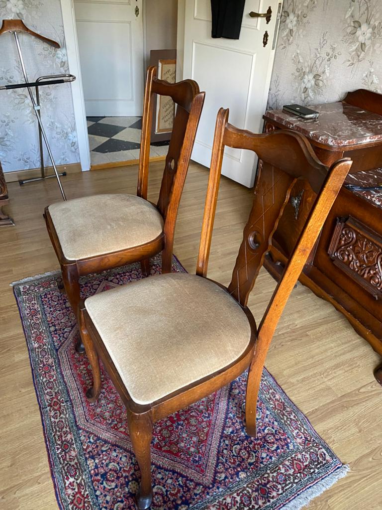 Lot van 2 houten antieke stoelen, Enlèvement