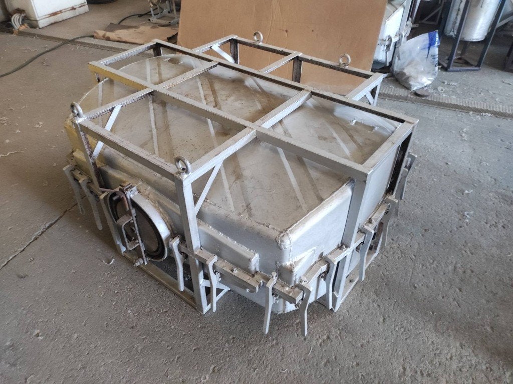 Moules par rotomoulage (1000 litres), Maison & Meubles, Cuisine | Ustensiles de cuisine, Envoi, Plastique