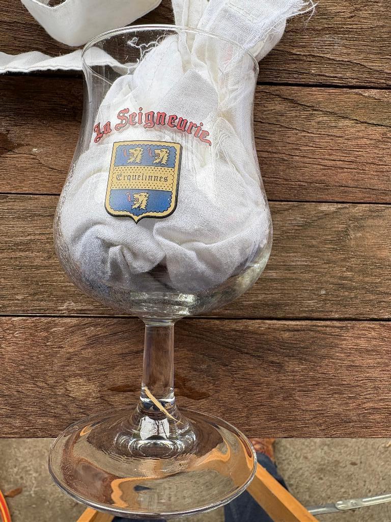 La Seigneurie d'Erquelinnes, Enlèvement ou Envoi, Utilisé, Verre ou Verres, Autres marques