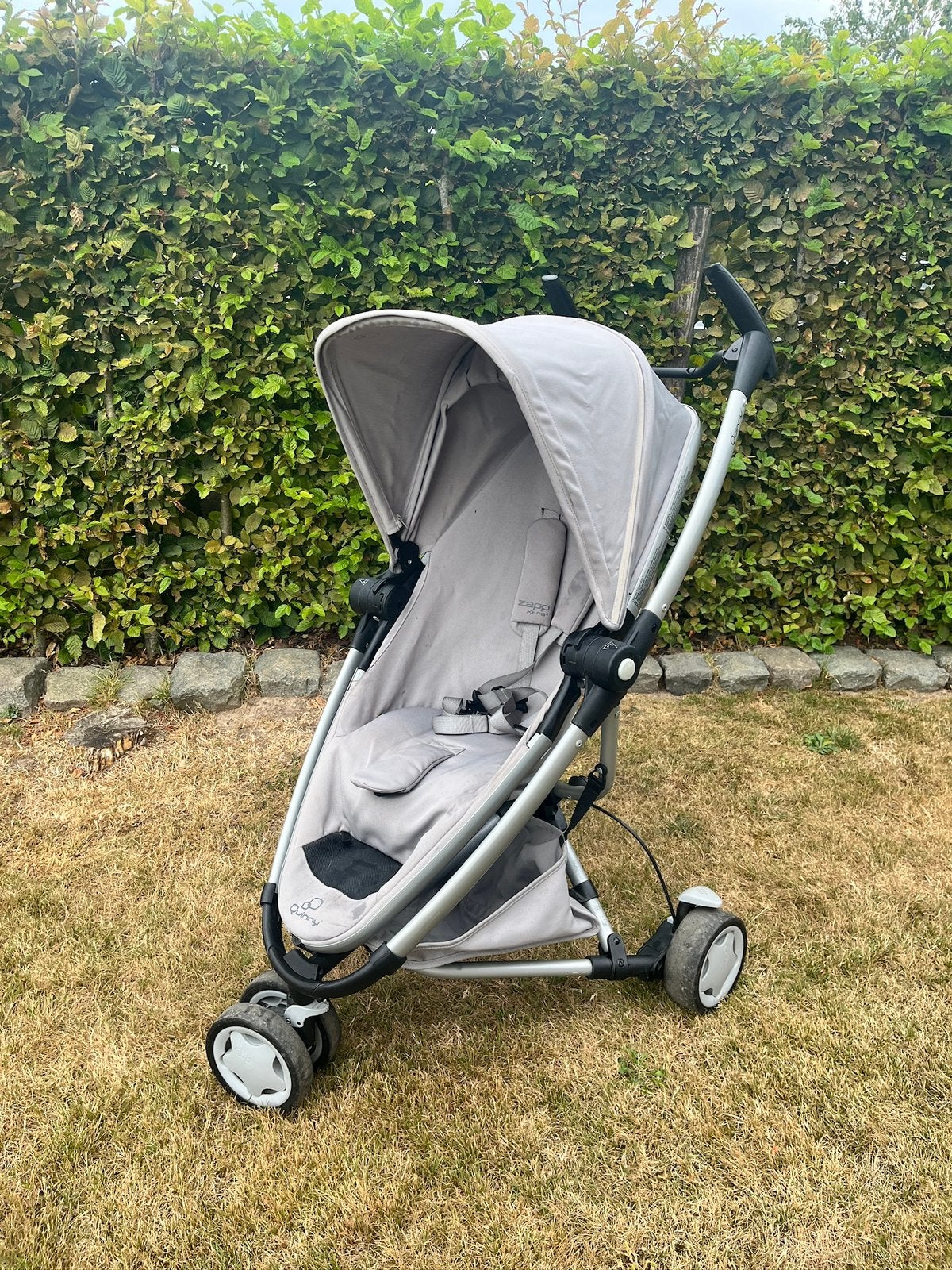 Quinny zapp xtra 2 met parasol, Ophalen, Zo goed als nieuw