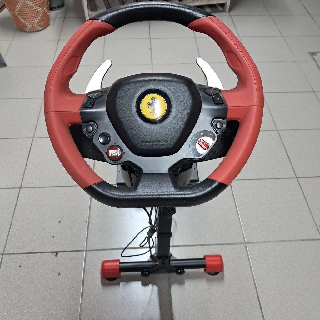Ferraristuur met pedalen voor Xbox one, Ophalen, Xbox One
